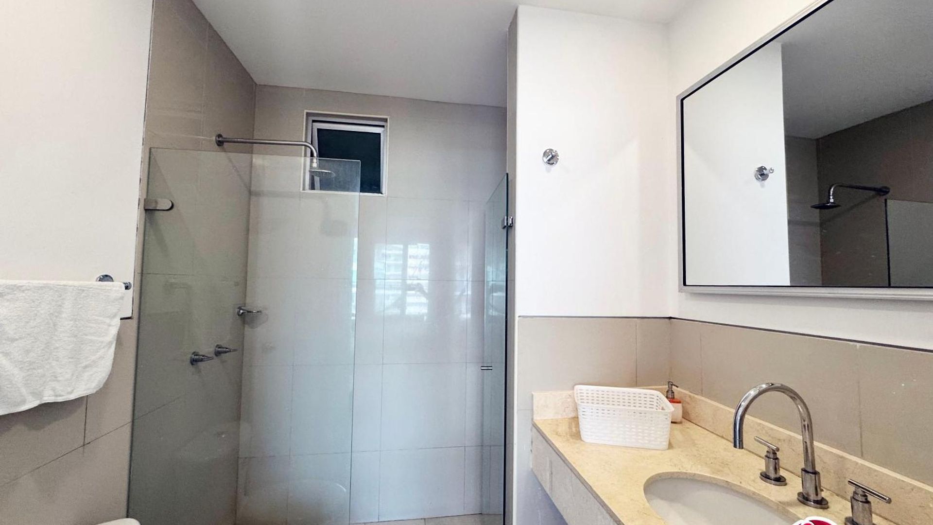 Regency Morros By Parceros Group 4*